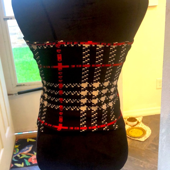 Tank - Picture 3 of 3